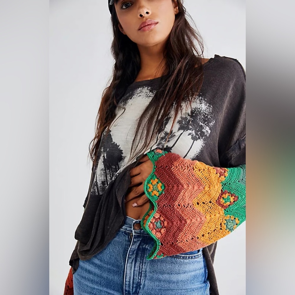 RARE** Free People So Edgy Tee In Washed Black Combo